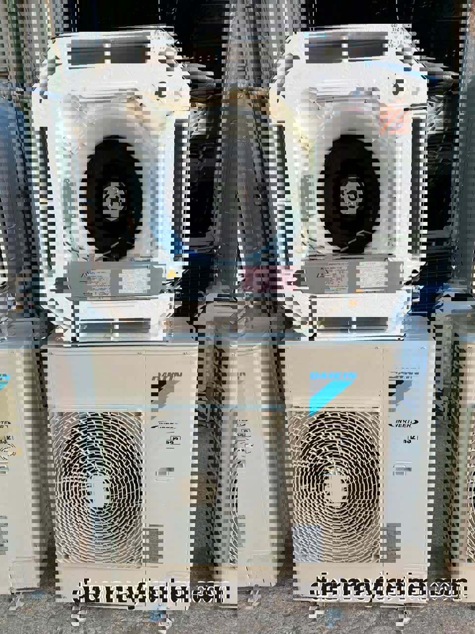 MÁY LẠNH ÂM TRẦN CŨ DAIKIN