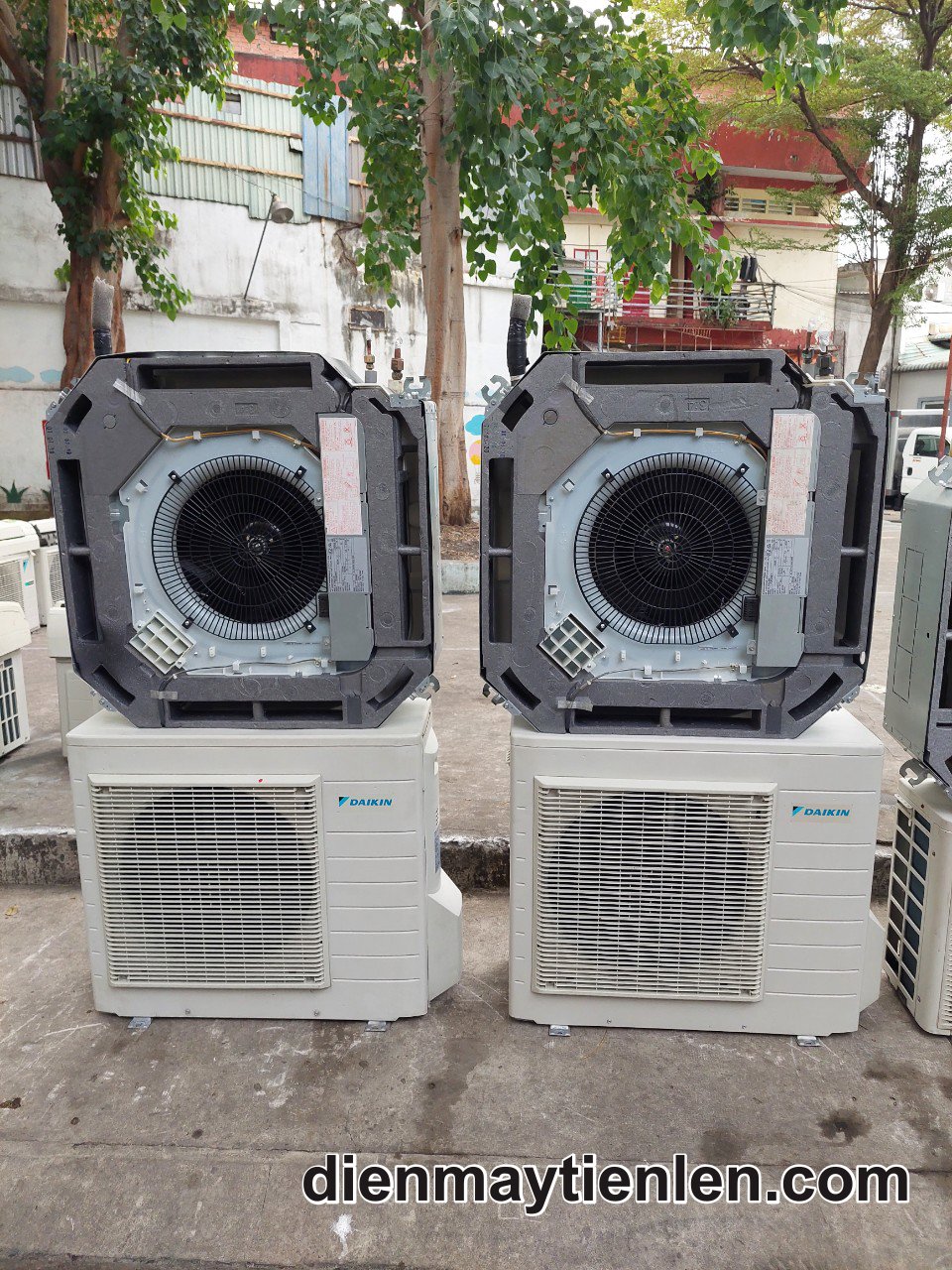 MÁY LẠNH ÂM TRẦN CŨ DAIKIN