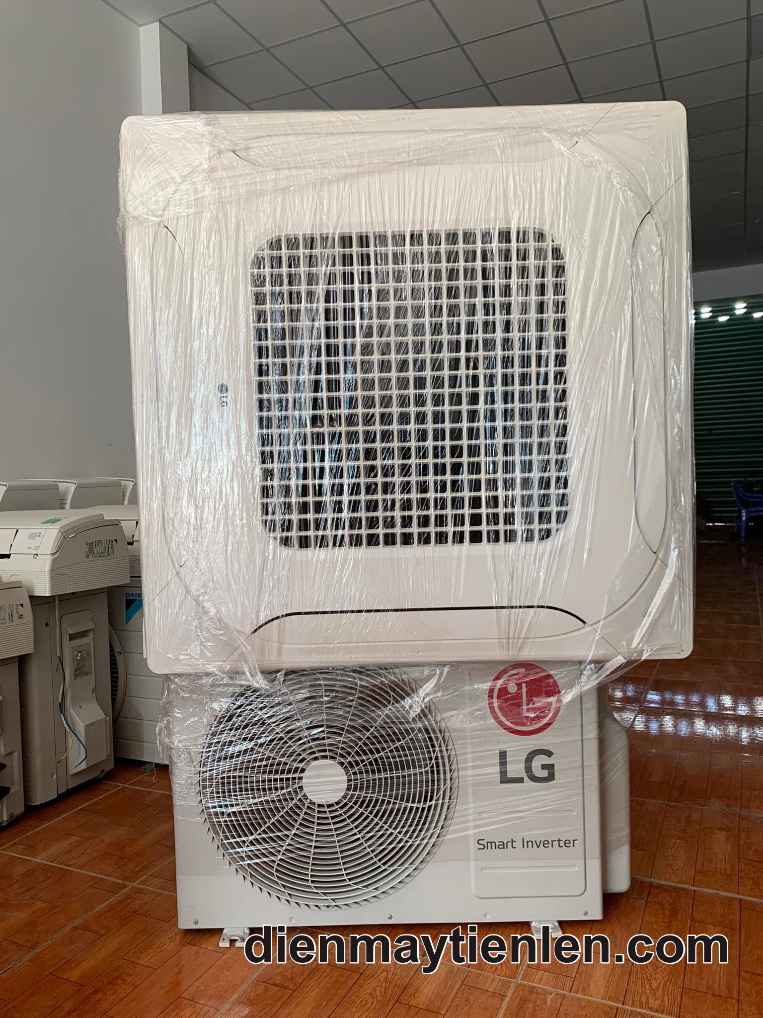 máy lạnh âm trần LG