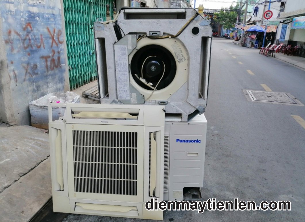 Máy lạnh âm trần cũ Panasonic