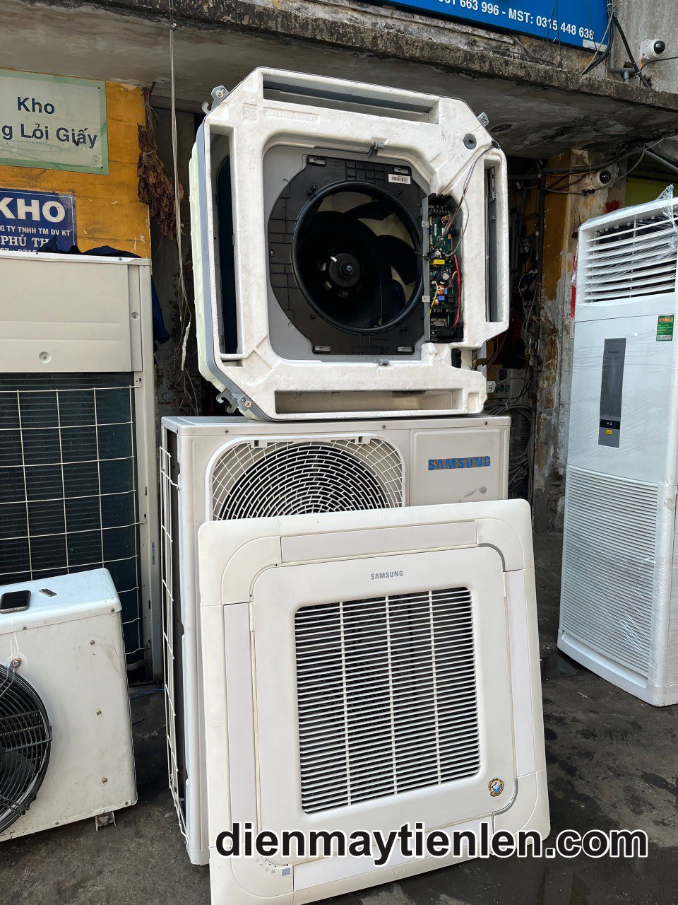 máy lạnh âm trần cũ Samsung