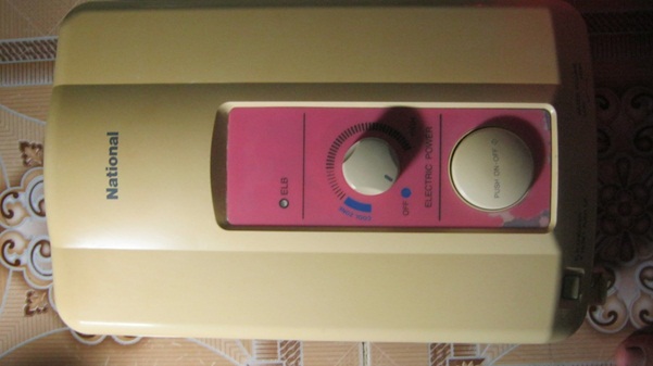 Máy nước nóng national