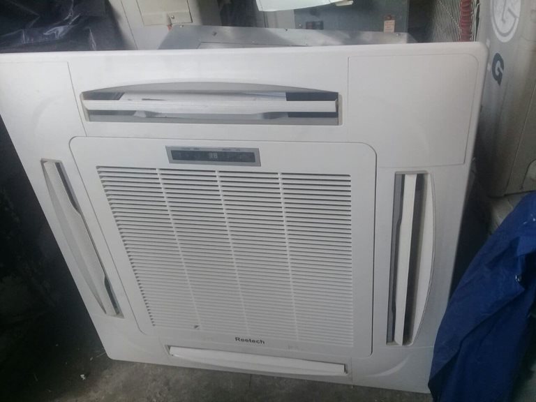 Máy Lạnh Âm Trần Cũ Reetech 5HP