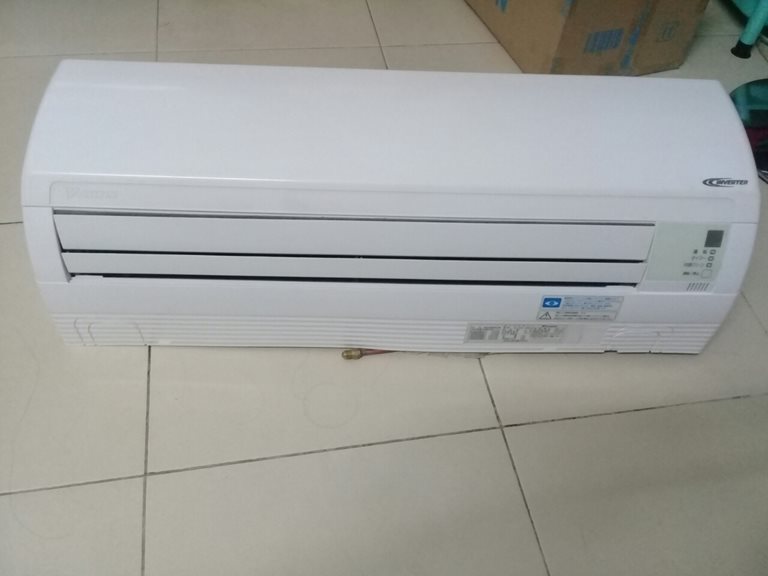 Máy lạnh cũ DAIKIN 1HP inverter Plasma