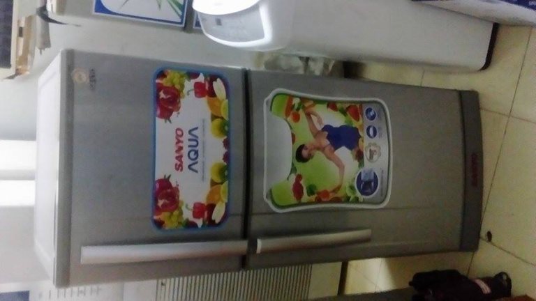 Tủ lạnh cũ Sanyo 180 lít