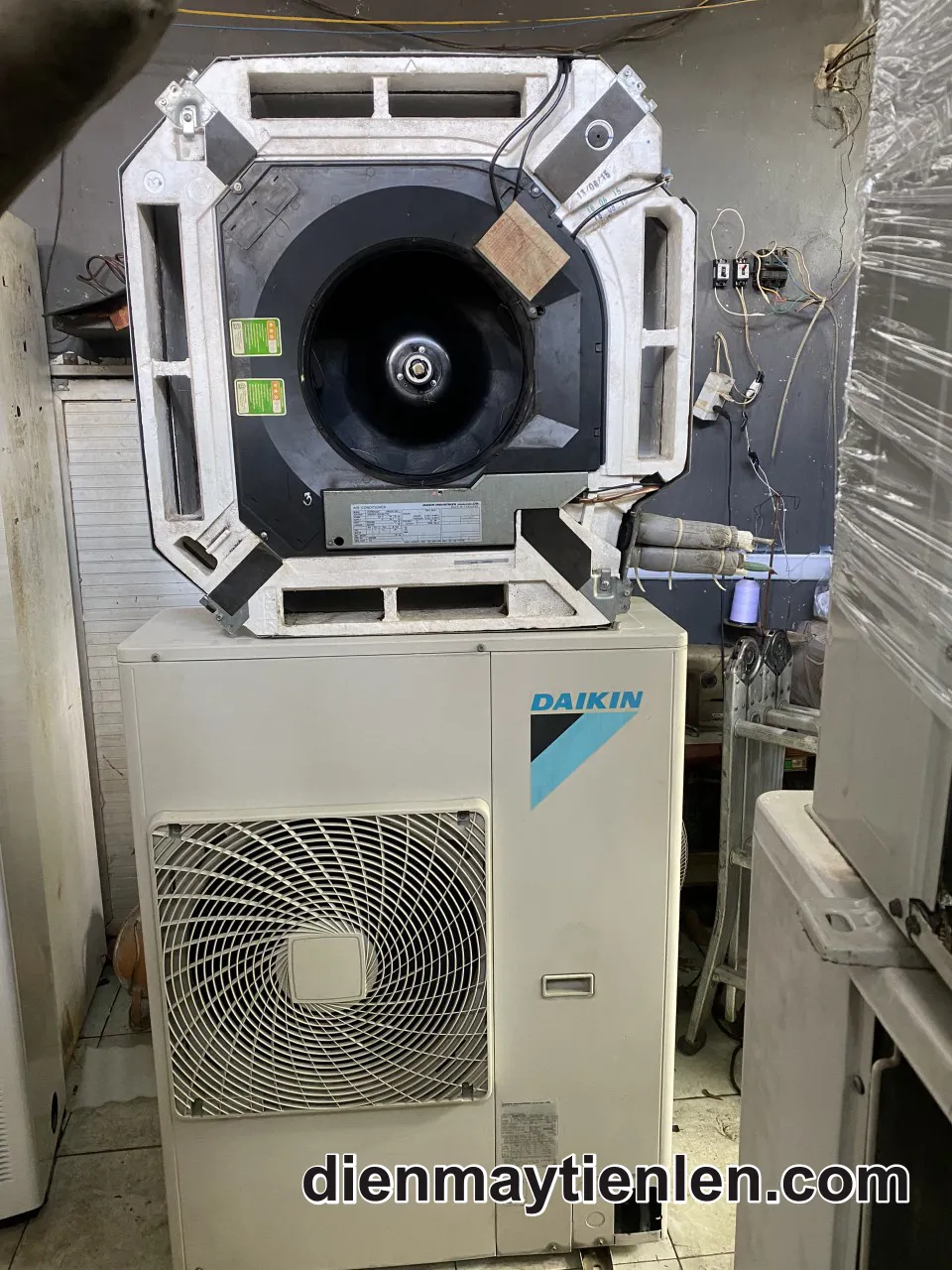 Máy lạnh âm trần Daikin 3.5HP giá rẻ