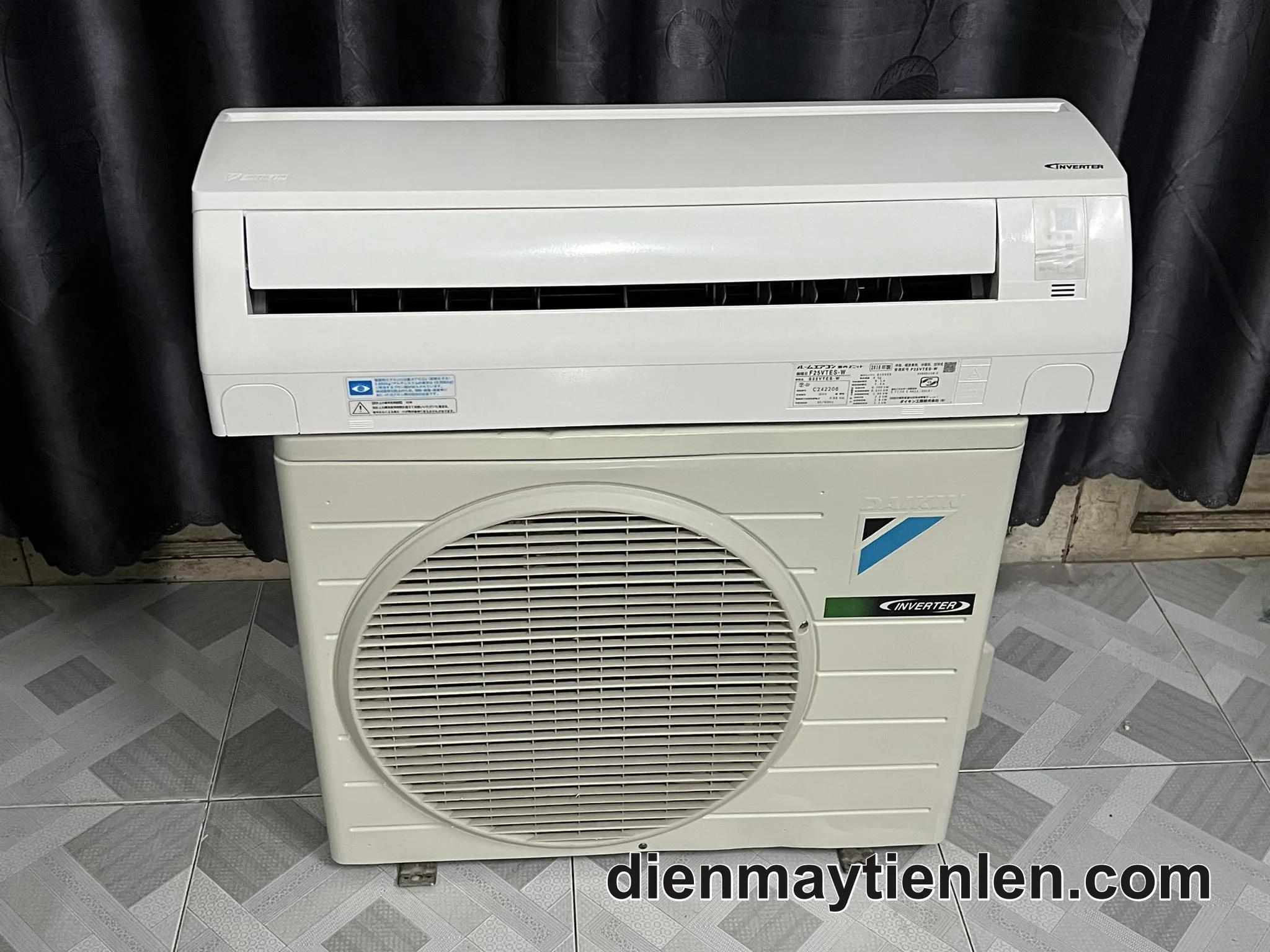 Máy lạnh cũ Daikin 2Hp Inverter