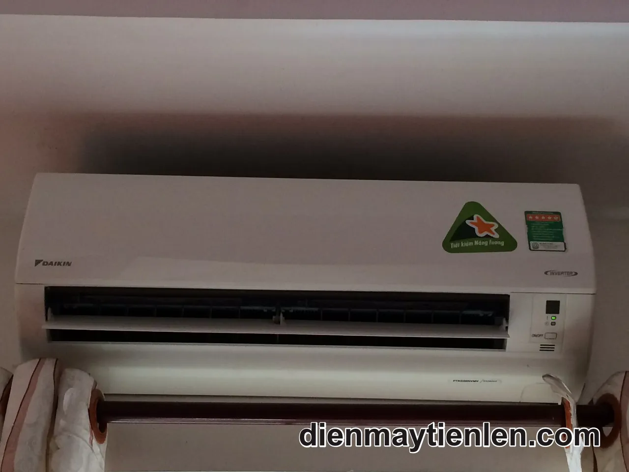 Máy lạnh cũ Hitachi 1HP